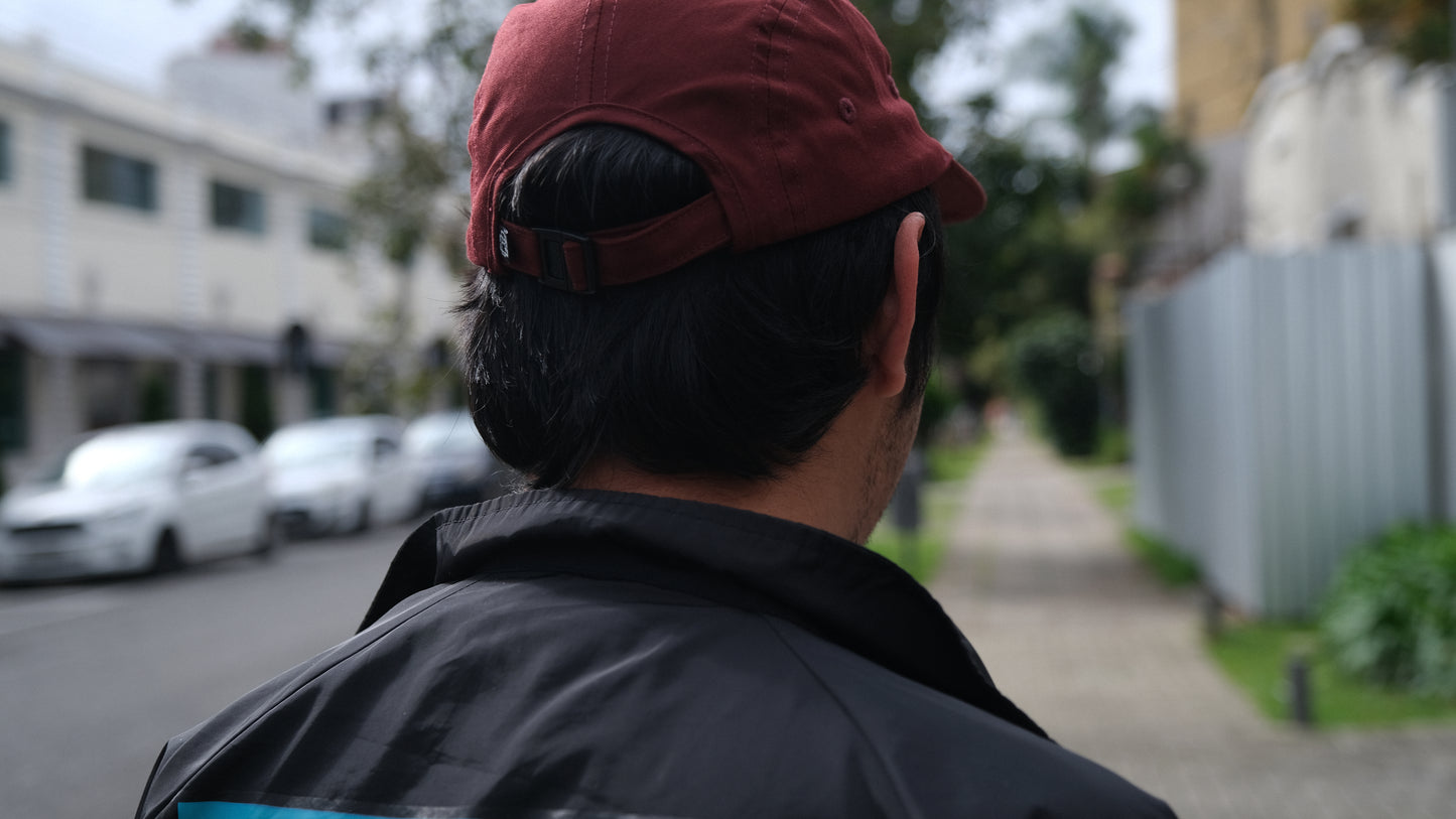 Coffee & Comfy — Boné 5 Panel